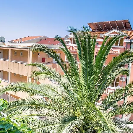 Apartament Lidia *